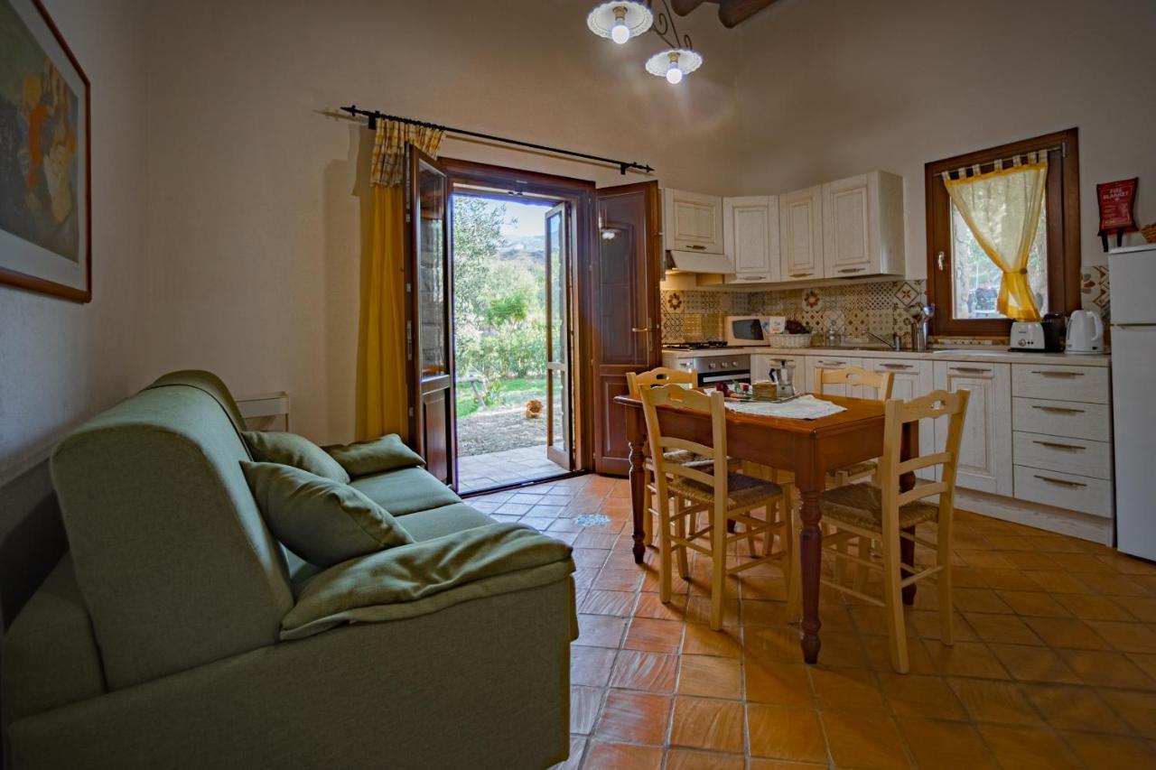 Poggio Pozzetti Villa Lascari Eksteriør billede